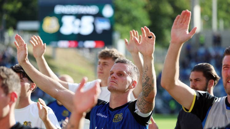 22.08.2026, xrekx, Fussball DFB Pokal 1.Runde, 1.FC Saarbruecken - Hertha BSC Berlin v.l. Florian Pick (1.FC Saarbruecken) enttaeuscht, enttäuscht, schaut enttaeuscht, niedergeschlagen, disappointed Spielende (DFL DFB REGULATIONS PROHIBIT ANY USE OF PHOTOGRAPHS as IMAGE SEQUENCES and or QUASI-VIDEO) Saarbruecken *** August 22, 2026, xrekx, Soccer DFB Cup 1st Round, 1. FC Saarbrücken vs. Hertha BSC Berlin, photo by Florian Pick. 1. FC Saarbrücken looks disappointed, disheartened, looks disappointed, dejected, disappointed End of the game DFL DFB REGULATIONS PROHIBIT ANY USE OF PHOTOGRAPHS as IMAGE SEQUENCES and or QUASI-VIDEO Saarbrücken