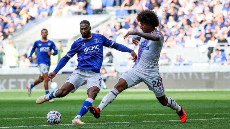 Everton v Crystal Palace, Premier League Everton forward Beto (9) shoots at goal during the Premier League match between Everton and Crystal Palace at Hill Dickinson Stadium, Liverpool, UK on 22 August 2026. Liverpool Hill Dickinson Stadium Merseyside UK Editorial use only DataCo restrictions apply See www.football-dataco.com , Copyright: xCraigxGallowayx PSI-24740-0031