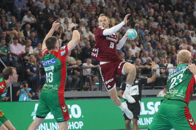 22.08.2026, xgox, Handball, Rexel Supercup 2026, SC Magdeburg - Füchse Berlin, v.l. Mathias Gidsel (Berlin, 19) wirft Tor, Torschuetze, erzielt Tor, Treffer, scores the goal München *** August 22, 2026, xgox, Handball, 2026 Rexel Supercup, SC Magdeburg vs. Füchse Berlin, from left: Mathias Gidsel (Berlin), 19, scores a goal, goal scorer, scores the goal, Munich