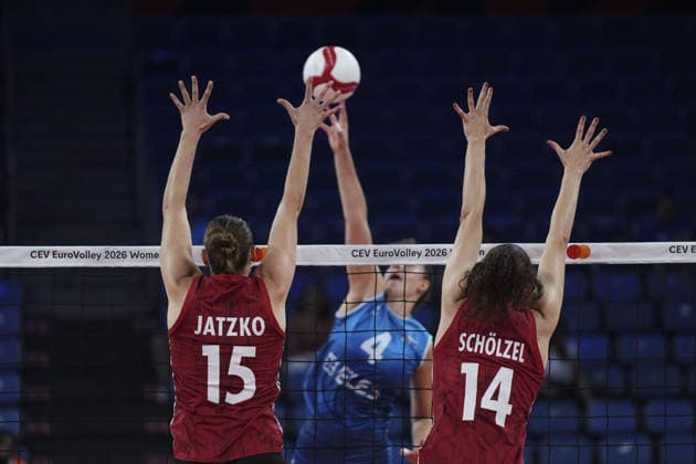 Germany v Slovenia - CEV Women s European Volleyball Championship ISTANBUL, TURKIYE - AUGUST 22: Germany s Jatzko Romy (15) in action against Slovenia s Pucelj Masa (4) during their Pool A opening match of the 2026 CEV Women s European Volleyball Championship at Sinan Erdem Sports Hall in Istanbul, Turkiye, on August 22, 2026. Bunyamin Celik Anadolu Istanbul Turkey. Editorial use only. Please get in touch for any other usage.  Copyright: x2026xAnadoluxBunyaminxCelikx