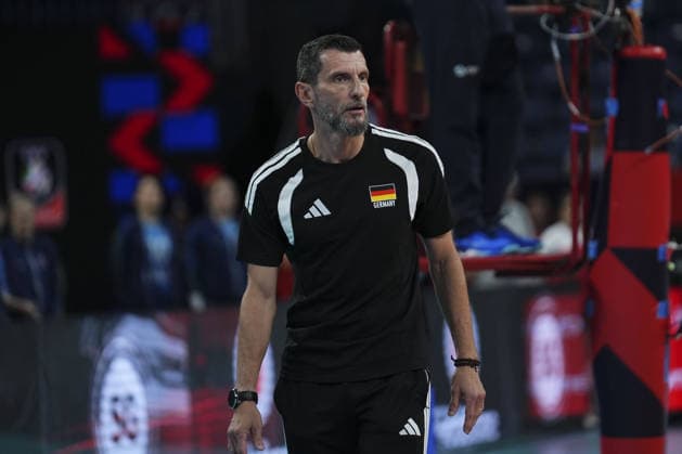 Germany v Slovenia - CEV Women s European Volleyball Championship ISTANBUL, TURKIYE - AUGUST 22: Germany s Giulio Cesare looks on during their Pool A opening match of the 2026 CEV Women s European Volleyball Championship at Sinan Erdem Sports Hall in Istanbul, Turkiye, on August 22, 2026. Bunyamin Celik Anadolu Istanbul Turkey. Editorial use only. Please get in touch for any other usage.  Copyright: x2026xAnadoluxBunyaminxCelikx