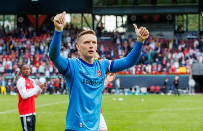 22.08.2026 - Fussball - Saison 2026 2027 - DFB Pokal Vereinspokal - 01. Runde: Viktoria Köln - 1. FC Nürnberg Nuernberg FCN ( Club ) - Sportfoto Zink DaMa - xdaxmax - regulations prohibit any use of photographs as image sequences and or quasi-video - Jubel Freude nach Spielende - Jan Reichert (1, 1. FC Nürnberg FCN ) zeigt Daumen hoch Daumen nach oben ) *** August 22, 2026 Soccer Season 2026–2027 DFB Cup Club Cup First Round Viktoria Cologne 1 FC Nuremberg Nuremberg FCN Club Sports Photo Zink DaMa xdaxmax Regulations prohibit any use of photographs as image sequences and or quasi-video celebrationsJubilation after the game Jan Reichert 1, 1 FC Nuremberg FCN gives a thumbs-up