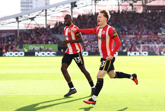 London, England, 22nd August 2026. Keane Lewis-Potter of Brentford celebrates after scoring to make it 1-0 during the Brentford vs Tottenham Hotspur Premier League match at Gtech Community Stadium, London. Picture credit should read: Paul Terry Sportimage EDITORIAL USE ONLY. No use with unauthorised audio, video, data, fixture lists, club league logos or live services. Online in-match use limited to 120 images, no video emulation. No use in betting, games or single club league player publications. SPI_016_PT_Brentford_Tottenham SPI-4927-0016