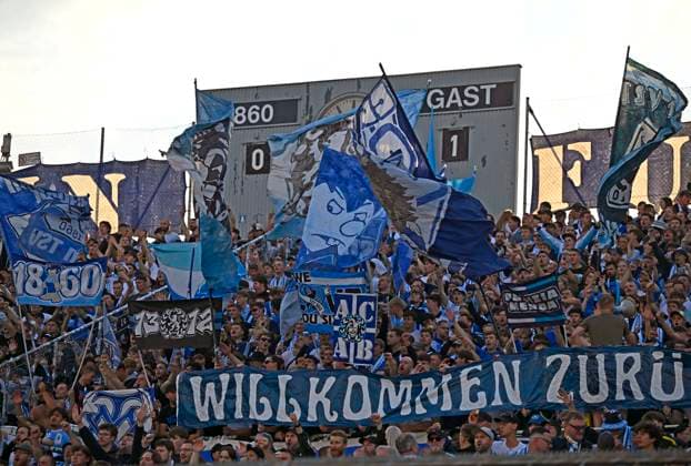 22.08.2026, Fussball DFB-Pokal 2026 27, 1.Runde, TSV 1860 München - Holstein Kiel, im Stadion an der Grünwalderstrasse in München, Die 60ger Fans - Willkommen ***DFL and DFB regulations prohibit any use of photographs as image sequences and or quasi-video.*** *** August 22, 2026, DFB Cup 2026–27, First Round, TSV 1860 Munich vs. Holstein Kiel, at the stadium on Grünwalderstrasse in Munich, Welcome, 60s fans ***DFL and DFB regulations prohibit any use of photographs as image sequences and or quasi-video***