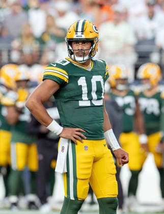 August 22, 2026, Denver, Colorado, USA: Packers QB JORDAN LOVE looks on from the center of the field during the 1st. Half at Empower Field at Mile High Friday evening. Packers beat the Broncos in Pre-Season 33-13. Credit Image: ZUMA Press Wire) Denver USA - ZUMAav4_ 20260822_zaf_av4_047 Copyright: xHectorxAcevedox
