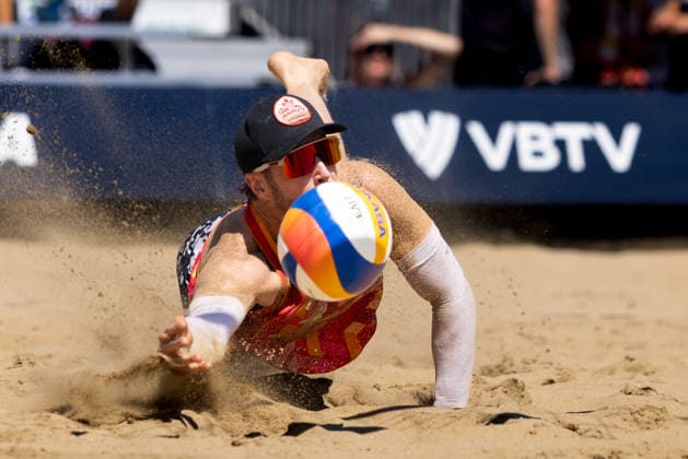 August 22, 2026, Montreal, Quebec, Canada: SAMUEL SCHACHTER and JONATHAN PICKETT from Canada in match against Paul Pascariuc and Alexander Horst from Austria in round of 12 at Beach Pro Tour at Parc Jean-Drapeau in Montreal, Quebec, Canada on 2026-08-22 Montreal Canada - ZUMAl189 20260822_zsp_l189_054 Copyright: xYannickxLegarex