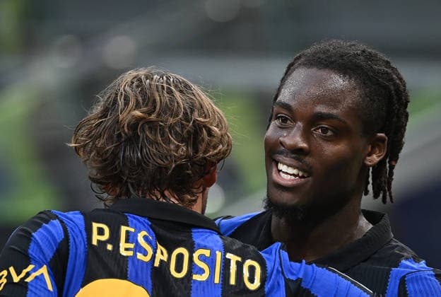 Inter Milan v Monza - Serie A MILAN, ITALY - AUGUST 22: Inter Milan s Yann Bisseck celebrates after scores his team s fourth goal during the Italian Serie A football match between Inter Milan and Monza at San Siro Meazza stadium in Milan, Italy, on August 22, 2026. Isabella Bonotto Anadolu Milan Italy. Editorial use only. Please get in touch for any other usage.  Copyright: x2026xAnadoluxIsabellaxBonottox