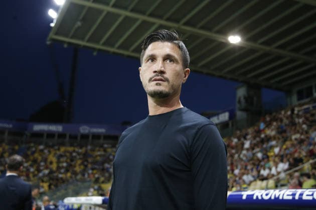 IPA87705939 - Fabio Pisacane, head coach of Cagliari Calcio, during the Parma Calcio vs. Cagliari Calcio match, the first game of the 2026-27 Enilive Serie A season, at the Ennio Tardini Stadium in Parma (PR), Italy, on August 22, 2026.  Copyright: xDavidexCasentini IPAxSportx xx 87705939