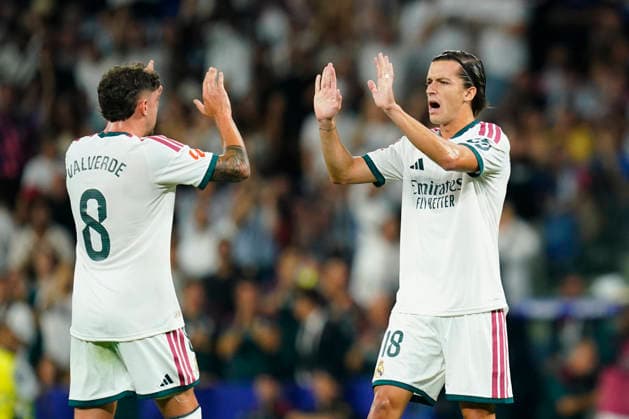 ESP: RCD Espanyol - Real Madrid. La Liga EA Sports. Matchday 2 Fede Valverde and Alvaro Carreras of Real Madrid during the La Liga EA Sports match between RCD Espanyol and Real Madrid played at RCDE Stadium on August 22, 2026 in Barcelona, Spain. kpng Copyright: xSergioxRuizx xPRESSINPHOTOx PS_2627_ESP_RMA_027