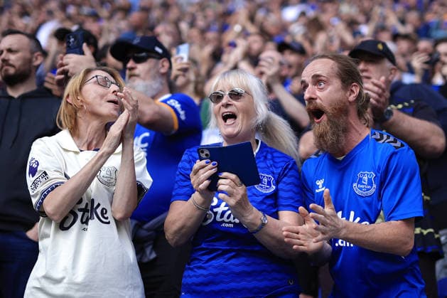 Football - Premier League - Everton v Crystal Palace 22nd August 2026 - Premier League - Everton v Crystal Palace - Everton fans - Photo: Simon Stacpoole Offside. Liverpool UK *** Fußball: Premier League – Everton gegen Crystal Palace, 22. August 2026, Premier League – Everton gegen Crystal Palace, Everton-Fans, Foto: Simon Stacpoole, Abseits, Liverpool, Großbritannien  Copyright: xSimonxStacpoolexOffside