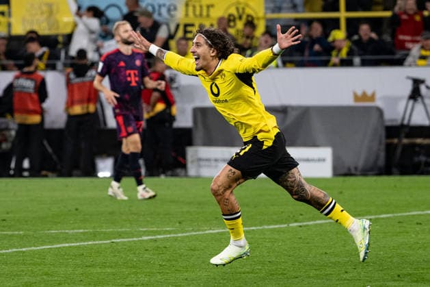 Torjubel zum 1:2 durch Fabio Silva 21 (Borussia Dortmund), Borussia Dortmund vs. FC Bayern Muenchen, Fussball, Franz Beckenbauer Supercup, 22.08.2026 DFB regulations prohibit any use of photographs as image sequences and or quasi-video Dortmund Nordrhein-Westfalen Deutschland *** Goal celebration for the 1-2 by Fabio Silva, 21, Borussia Dortmund; Borussia Dortmund vs. FC Bayern Munich, Soccer, Franz Beckenbauer Super Cup, August 22, 2026. DFB regulations prohibit any use of photographs as image sequences and or quasi-video. Dortmund, North Rhine-Westphalia, Germany Copyright: xkolbert-press MarcxNiemeyerx