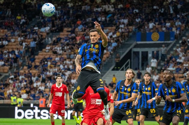 FC Internazionale v AC Monza - Serie A 2026 27 Aleksandar Stankovic during the Serie A match between FC Internazionale and AC Monza at Stadio Giuseppe Meazza in Milan, Italy, on August 22, 2026. Milan Lombardia Italy  Copyright: xFedericoxManonix originalFilename:manoni-intervmo260822_npHiw.jpg