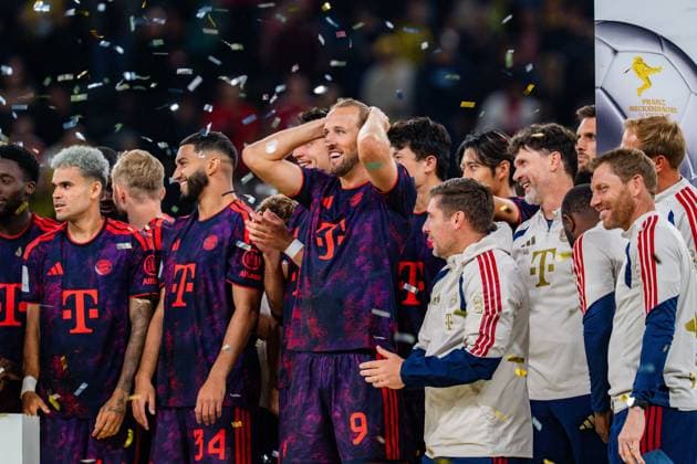 Supercup, Deutschland, Borussia Dortmund vs. FC Bayern München, 22.08.2026 im Signal Iduna Park Siegerehrung FC Bayern München Sieger Manuel Neuer Joshua Kimmich Saibari Harry Kane Nathaniel Brown Jonathan Tah Tom Bischof Michael Olise Arijon Ibrahimovic Maycon Cardozo *** Super Cup, Germany, Borussia Dortmund vs. FC Bayern Munich, August 22, 2026, at Signal Iduna Park. Award Ceremony: FC Bayern Munich Winners—Manuel Neuer, Joshua Kimmich, Saibari, Harry Kane, Nathaniel Brown, Jonathan Tah, Tom Bischof, Michael Olise, Arijon Ibrahimovic, Maycon Cardozo Copyright: xBahhoxKarax