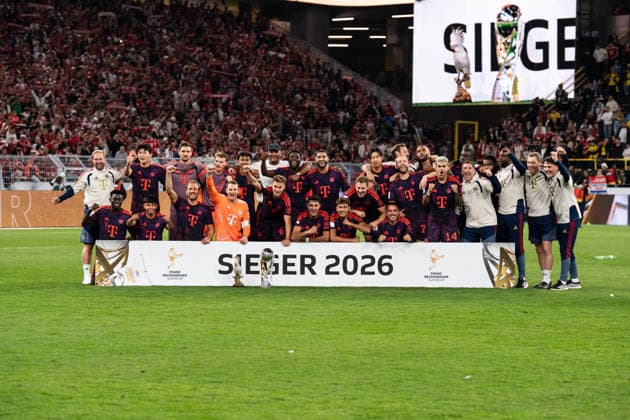 22.08.2026, GER Deutschland, Fussball, Saison 2026 2027, Franz Beckenbauer Supercup - Borussia Dortmund vs FC Bayern München Muenchen Franz Beckenbauer Supercup Sieger 2ß26, FC Bayern München Muenchen, Siegerfoto Dortmund Signal Iduna Park Nordrhein-Westfalen (NRW) Deutschland *** August 22, 2026, GER Germany, Soccer, 2026–2027 Season, Franz Beckenbauer Super Cup: Borussia Dortmund vs. FC Bayern Munich, Franz Beckenbauer Super Cup Champion 2026, FC Bayern Munich, Champions photo at Signal Iduna Park in Dortmund, North Rhine-Westphalia (NRW), Germany Copyright: xnordphotoxGmbHx xChristianxSchulzex