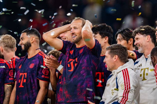Supercup, Deutschland, Borussia Dortmund vs. FC Bayern München, 22.08.2026 im Signal Iduna Park Siegerehrung FC Bayern München Sieger Manuel Neuer Joshua Kimmich Saibari Harry Kane Nathaniel Brown Jonathan Tah Tom Bischof Michael Olise Arijon Ibrahimovic Maycon Cardozo *** Super Cup, Germany, Borussia Dortmund vs. FC Bayern Munich, August 22, 2026, at Signal Iduna Park. Award ceremony: FC Bayern Munich winners—Manuel Neuer, Joshua Kimmich, Saibari, Harry Kane, Nathaniel Brown, Jonathan Tah, Tom Bischof, Michael Olise, Arijon Ibrahimovic, Maycon Cardozo Copyright: xBahhoxKarax
