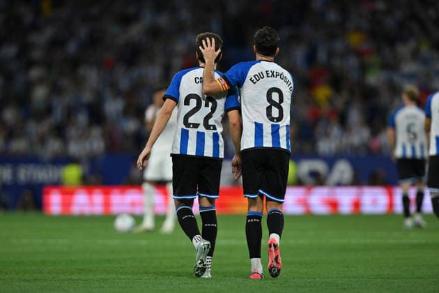 RCD ESPANYOL v REAL MADRID RCDE STADIUM BARCELONA. Aug 22, 2026 RCD ESPANYOL vs ATHLETIC CLUB DE BILBAO Aug 22,2026 A. Calatrava of RCD Espanyol celebrates scoring his team s first goal with Edu Exposito (8) of RCD Espanyol during the match between RCD Espanyol and Real Madrid corresponding to the second day of La Liga EA Sports at RCDE Stadium in Barcelona, Spain. Cornella El Prat ESP Copyright: xS.xRosx