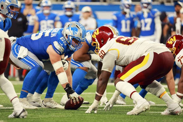 Washington Commanders vs Detroit Lions DETROIT,MICHIGAN-AUGUST 22: Detroit Lions center Seth McLaughlin (65) prepares to snap the ball during the second half of an NFL, American Football Herren, USA preseason football game between the Washington Commanders and the Detroit Lions in Detroit, Michigan USA, on Saturday, August 22, 2026 Detroit Michigan United States  Copyright: xAmyxLemusx originalFilename:lemus-washingt260822_npWEO.jpg