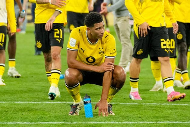 Jobe Bellingham (Borussia Dortmund) looks disappointed, dejected, frustrated after the defeat during the Franz Beckenbauer Supercup match between Borussia Dortmund and FC Bayern Muenchen at Signal Iduna Park on August 22, 2026 in Dortmund, Germany. (Photo by Alex Gottschalk DeFodi Images) - *** Jobe Bellingham of Borussia Dortmund looks disappointed, dejected, and frustrated after the loss in the Franz Beckenbauer Super Cup match between Borussia Dortmund and FC Bayern Munich at Signal Iduna Park on August 22, 2026, in Dortmund, Germany. Photo by Alex Gottschalk, DeFodi Images
