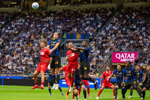 SOCCER - Serie A - Inter - FC Internazionale vs. AC Monza Photo by IPA ABACAPRESS.COM87703776 - Ricardo Mangas and Pio Esposito during the Serie A match between FC Internazionale and AC Monza at Stadio Giuseppe Meazza in Milan, Italy, on August 22, 2026. Milan Italy  Copyright: xIPAxSport ABACAx