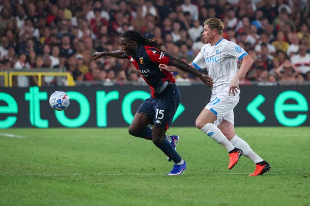 IPA87708724 - Serie A, Day 1, August 22, 2026, Genoa, Ferraris Stadium, Genoa vs. Napoli; pictured: Norton Cuffy and De Bruyne  Copyright: xGabrielexSiri IPAxSportx xx 87708724