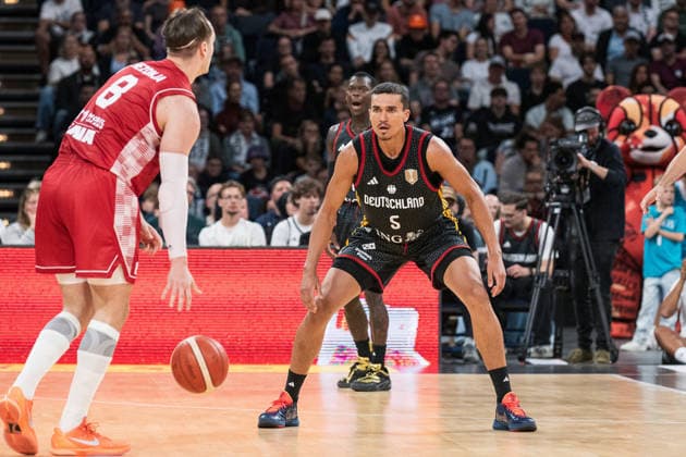 Basketball, Turkish Airlines Supercup 2026, Türkei - Kroatien, Barclays Arena (Hamburg), 22.08.2026, Finale Tristan da Silva ( 5, DEUTSCHLAND, Forward, Orlando Magic), Mario Hezonja ( 8, KROATIEN, Forward, Real Madrid) *** Basketball, 2026 Turkish Airlines Super Cup, Turkey vs. Croatia, Barclays Arena, Hamburg, August 22, 2026, Final: Tristan da Silva 5, GERMANY, Forward, Orlando Magic; Mario Hezonja 8, CROATIA, Forward, Real Madrid
