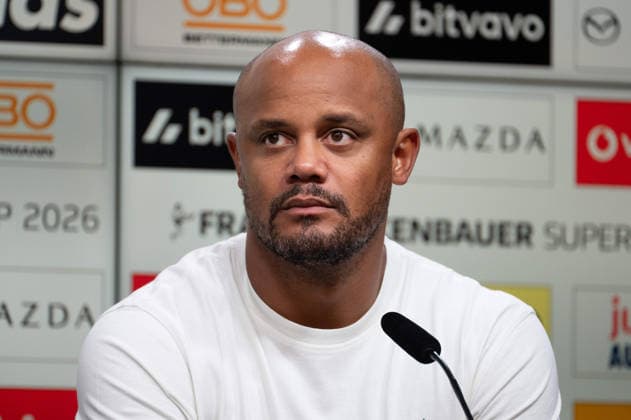 Trainer Vincent KOMPANY (M) Pressekonferenz nach dem Spiel, Fussball DFL Franz Beckenbauer Supercup 2026 Borussia Dortmund - FC Bayern Muenchen 1-2 am 22.08.2026 in Dortmund Deutschland. DFL regulations prohibit any use of photographs as image sequences and or quasi-video Â *** Coach Vincent KOMPANY M Postgame Press Conference, Soccer DFL Franz Beckenbauer Super Cup 2026 Borussia Dortmund vs. FC Bayern Munich 1–2 on August 22, 2026, in Dortmund, Germany. DFL regulations prohibit any use of photographs as image sequences and or quasi-video. Â