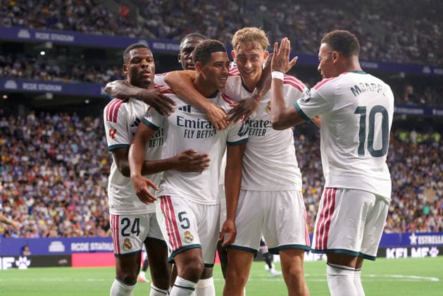 Spain - LaLiga - RCD Espanyol de Barcelone vs Real Madrid - 22 08 2026 SPAIN, BARCELONA, AUGUST 22. Jude Bellingham of Real Madrid celebrates with Dean Huijsen of Real Madrid d (R) and Denzel Dumfries of Real Madrid (24) and Ibrahima Konate of Real Madrid (16) and Dean Huijsen of Real Madrid (R) and Kylian Mbappe of Real Madrid after scoring his team s opening goal the LaLiga EA Sports football match between RCD Espanyol de Barcelone and Real Madrid at RCDE Stadium on August 22, 2026 in Barcelona, Spain. Photo by Manuel Blondeau AOP.PressSPAIN, BARCELONA, AUGUST 22. Barcelona RCDE Stadium Catalonia Spain Copyright: x ManuelxBlondeau AOP.Pressx AOP20260822-016