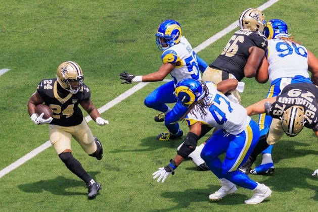 August 22, 2026, Inglewood, California, USA: 24 Devin Neal, RB of the New Orleans Saints looks to get past Los Angeles Rams defenders during a preseason NFL, American Football Herren, USA game against the Los Angeles Rams on Saturday August 22, 2026 at SoFi Stadium in Inglewood, California. JAVIER ROJAS PI Inglewood USA - ZUMAp124 20260822_zaa_p124_031 Copyright: xJavierxRojasx