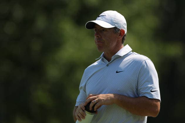 August 22, 2026, U.S.: Rory McIlroy takes a drinks of water while approaching the green at the BMW Championship on August 22, 2026 at Bellerive Country Club in St. Louis, Missouri. U.S. - ZUMAn332 20260822_zsp_n332_020 Copyright: xTaylorxNickersonx