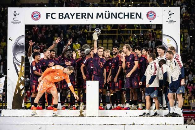 Joshua Kimmich 6 (FC Bayern Muenchen) mit Pokal, Borussia Dortmund vs. FC Bayern Muenchen, Fussball, Franz Beckenbauer Supercup, 22.08.2026 DFB regulations prohibit any use of photographs as image sequences and or quasi-video Dortmund Nordrhein-Westfalen Deutschland *** Joshua Kimmich 6 FC Bayern Munich with the trophy, Borussia Dortmund vs. FC Bayern Munich, soccer, Franz Beckenbauer Super Cup, August 22, 2026. DFB regulations prohibit any use of photographs as image sequences and or quasi-video. Dortmund, North Rhine-Westphalia, Germany Copyright: xkolbert-press MarcxNiemeyerx