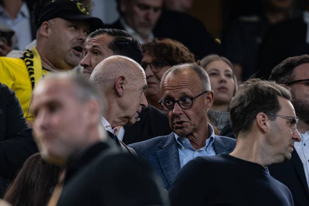 Bundeskanzler Friedrich Merz, Borussia Dortmund vs. FC Bayern Muenchen, Fussball, Franz Beckenbauer Supercup, 22.08.2026 DFB regulations prohibit any use of photographs as image sequences and or quasi-video Dortmund Nordrhein-Westfalen Deutschland *** Chancellor Friedrich Merz, Borussia Dortmund vs. FC Bayern Munich, Soccer, Franz Beckenbauer Super Cup, August 22, 2026. DFB regulations prohibit any use of photographs as image sequences and or quasi-video. Dortmund, North Rhine-Westphalia, Germany Copyright: xkolbert-press MarcxNiemeyerx