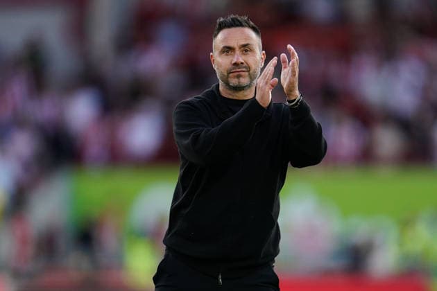 Premier League: Brentford v Tottenham Hotspur Roberto De Zerbi manager of Tottenham Hotspur during the Premier League match Brentford vs Tottenham Hotspur at GTECH Community Stadium, London, United Kingdom on 22 August 2026 (Photo by Harvey Murphy News Images) Copyright: xHarveyxMurphy NewsxImagesx