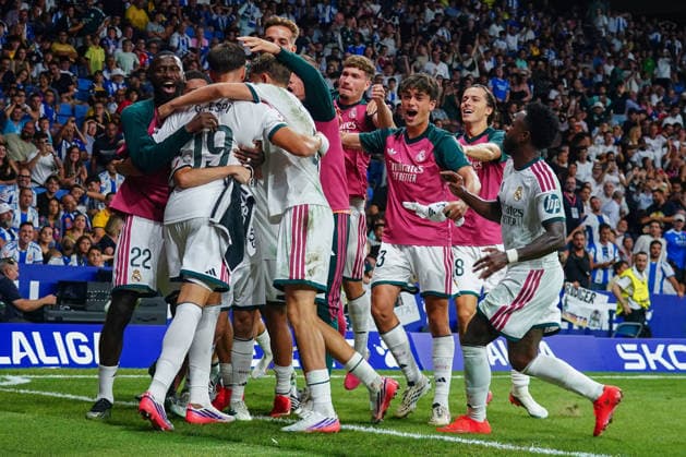 ESP: RCD Espanyol - Real Madrid. La Liga EA Sports. Matchday 2 Carlos Espi of Real Madrid celebrates after scoring the 1-2 at minute 90 during the La Liga EA Sports match between RCD Espanyol and Real Madrid played at RCDE Stadium on August 22, 2026 in Barcelona, Spain. kpng Copyright: xBaguxBlancox xPRESSINPHOTOx PS_2627_ESP_RMA_1163