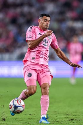 MIAMI, FL - AUGUST 22: German Berterame (19) of the Inter Miami CF controls a ball during the MLS, Fussball Herren, USA match between Toronto FC and Inter Miami CF on August 22,2026 at NU Stadium, Miami, Fla.(Photo by Chris Arjoon Icon Sportswire) SOCCER: AUG 22 MLS Inter Miami CF vs Toronto FC EDITORIAL USE ONLY Icon2608220000007