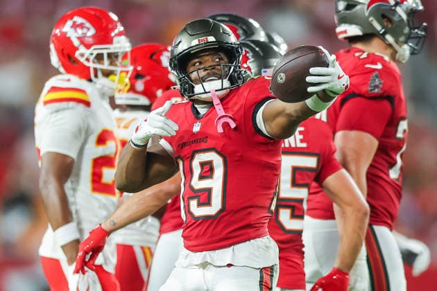 August 22, 2026, Tampa, Florida, USA: Tampa Bay Buccaneers wide receiver KAMERON JOHNSON (19) celebrates after a play at an NFL, American Football Herren, USA preseason game between the Kansas City Chiefs and Tampa Bay Buccaneers at Raymond James Stadium on August 22, 2026 in Tampa, Florida. Tampa USA - ZUMAs335 20260822_znp_s335_031 Copyright: xMatthewxSmithx