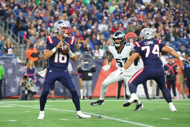 Aug 22, 2026; Foxborough, Massachusetts, USA; New England Patriots quarterback Tommy DeVito (16) prepares to throw a pass during the NFL, American Football Herren, USA preseason game between Philadelphia Eagles and New England Patriots at Gillette Stadium. Mandatory Credit: M. Anthony Nesmith-Cal Media Foxborough USA - ZUMAc04_ 20260822_zma_c04_456 Copyright: xMingoxNesmithx