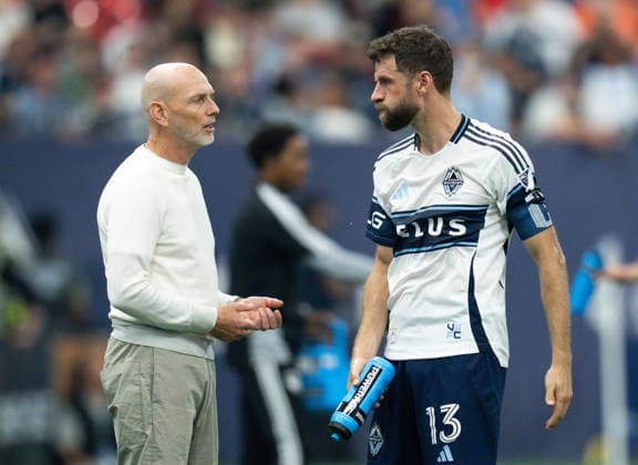 August 22, 2026, Vancouver, Bc, CANADA: Vancouver Whitecaps Thomas Muller (13) speaks with head coach Jesper Sorensen during the second half of an MLS, Fussball Herren, USA soccer match against FC Dallas in Vancouver, on Saturday, August 22, 2026. Canada News - August 22, 2026  - ZUMAc35_ 20260822_zaf_c35_229 Copyright: xEthanxCairnsx