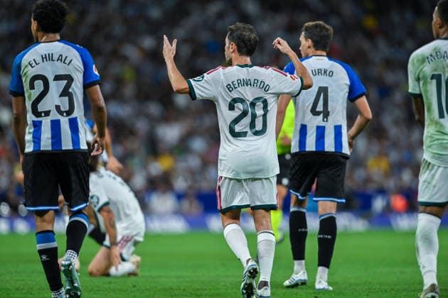 RCD ESPANYOL v REAL MADRID RCDE STADIUM BARCELONA. Aug 22, 2026 RCD ESPANYOL vs REAL MADRID Aug 22,2026 Bernardo (20) of Real Madrid during the match between RCD Espanyol and Real Madrid corresponding to the second day of La Liga EA Sports at RCDE Stadium in Barcelona, Spain. Cornella El Prat ESP Copyright: xS.xRosx