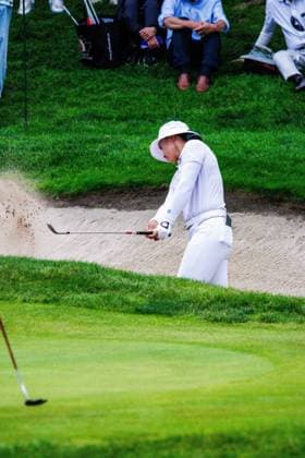 August 22, 2026, Edmonton, Alberta, Canada: Amy Yang (KOR) blasts her way out of the sand trap on the fairway in round 3 of the LPGA, Golf Damen CPKC Canadian Women s Open..LPGA CPKC Canada WomenÃ¢â‚¬â ¢s Open leader Mayu Yamashita shot 5 under par to bringing her total to -19, tying the LPGA record after 54 holes. 16-year-old amateur Aphrodite Deng (tied for 6th place) leads all Canadians at 10 under par after shooting 63 (7 under par) in the third round (the low score for the round). Nine players are currently sitting at 10 under par or better heading into the final round. Deng is also one of 4 Canadians under 18 to make the cut, a tournament first. Edmonton Canada - ZUMAs197 20260822_aaa_s197_418 Copyright: xRonxPalmerx