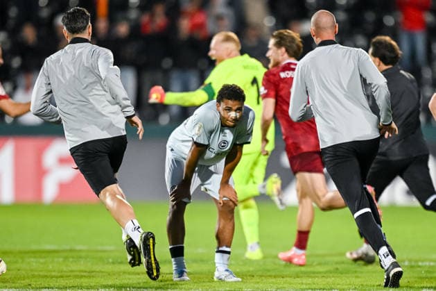 Henri Koudossou (Arminia Bielefeld) enttaeusscht waehrend des DFB-Pokal 1 Runde Spiels zwichen SG Sonnenhof Grossaspach v Arminia Bielefeld, Wir machen Druck Arena am 22. August 2026 in Grossaspach, Deutschland. (Foto von Harry Langer DeFodi Images) +++ Henri Koudossou (Arminia Bielefeld) looks dejected during the DFB-Pokal 1 Runde match between SG Sonnenhof Grossaspach v Arminia Bielefeld at Wir machen Druck Arena on August 22, 2026 in Grossaspach, Germany. (Photo by Harry Langer DeFodi Images) (Photo by Harry Langer DeFodi Images) DFB DFL REGULATIONS PROHIBIT ANY USE OF PHOTOGRAPHS AS IMAGE SEQUENCES AND OR QUASI-VIDEO. - *** Henri Koudossou of Arminia Bielefeld looks dejected during the DFB Cup first-round match between SG Sonnenhof Grossaspach and Arminia Bielefeld at the Wir machen Druck Arena on August 22, 2026, in Grossaspach, Germany. Photo by Harry Langer, DeFodi Images. Henri Koudossou of Arminia Bielefeld looks dejected during the DFB Cup first-round match between SG Sonnenhof Grossaspach and Arminia Bielefeld at the Wir machen Druck Arena on August 22, 2026 in Grossaspach, Germany. Photo by Harry Langer, DeFodi Images. Photo by Harry Langer, DeFodi Images. DFB and DFL regulations prohibit any use of photographs as image sequences and or quasi-video.