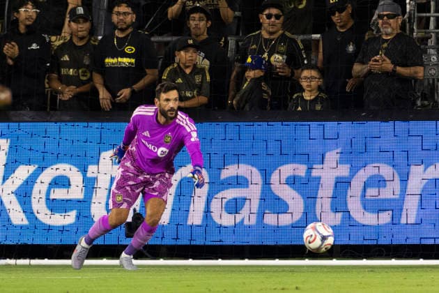 August 22, 2026, Los Angeles, California, USA: Los Angeles FC goalkeeper Hugo Lloris (1) in actions against Portland Timbers during an MLS, Fussball Herren, USA soccer game on Saturday, Aug. 22, 2026 in Los Angeles. Los Angeles USA - ZUMAc68_ 20260822_zaf_c68_203 Copyright: xRingoxChiux
