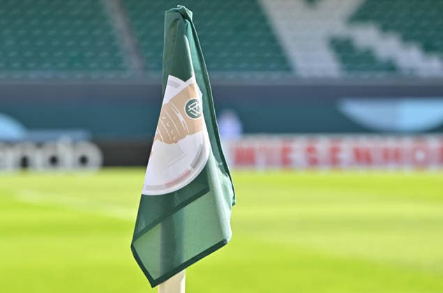 23.08.2026 - Fussball - Saison 2026 2027 - DFB Pokal Vereinspokal - 01. Runde: SpVgg Greuther Fürth ( Kleeblatt ) - VfL Bochum - Sportfoto Zink MeZi - xmexzix - regulations prohibit any use of photographs as image sequences and or quasi-video - Feature Impression Symbolbild Symbolfoto - Eckfahne DFB-Pokal *** August 23, 2026 Soccer Season 2026–2027 DFB Cup Club Cup First Round SpVgg Greuther Fürth Kleeblatt vs. VfL Bochum Sports Photo by Zink MeZi xmexzix Regulations prohibit any use of photographs as image sequences and or quasi-video features Impression, symbolic image, symbolic photo, corner flag, DFB Cup