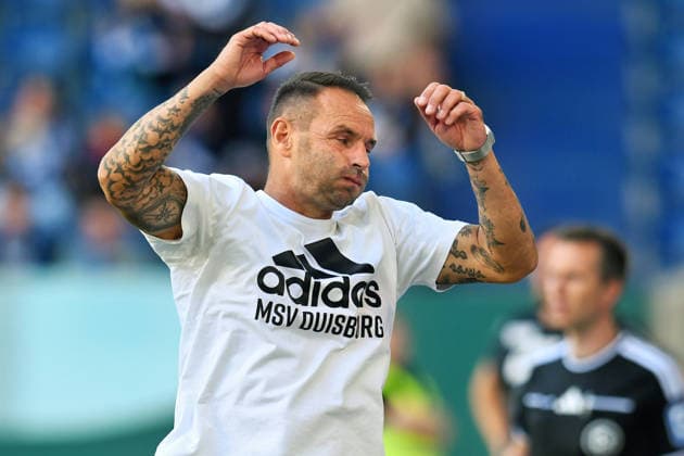 Trainer Dietmar Hirsch ( MSV Duisburg ) aergert sich. GER, MSV Duisburg vs SV 07 Elversberg, Fussball, DFB Pokal Erste Runde, Spielzeit 2026 2027, 22.08.2026 DFL REGULATIONS PROHIBIT ANY USE OF PHOTOGRAPHS AS IMAGE SEQUENCES AND OR QUASI-VIDEO GER, MSV Duisburg vs SV 07 Elversberg, Fussball, DFB Pokal Erste Runde, Spielzeit 2026 2027, 22.08.2026 Duisburg *** Coach Dietmar Hirsch of MSV Duisburg is frustrated, MSV Duisburg vs. SV 07 Elversberg, Soccer, DFB Cup First Round, 2026–2027 Season, August 22, 2026 DFL regulations prohibit any use of photographs as image sequences and or quasi-video GER, MSV Duisburg vs. SV 07 Elversberg, Soccer, DFB Cup First Round, 2026–2027 Season, August 22, 2026, Duisburg Copyright: xEibner-Pressefoto ThomasxThienelx EP_TTL