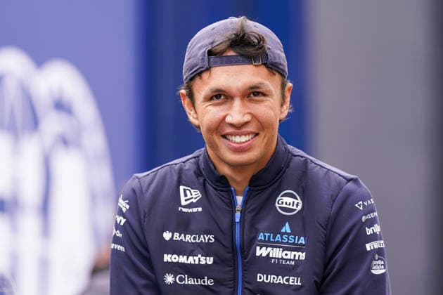 FORMULA 1 DUTCH GRAND PRIX 2026 Alexander Albon 23 (THA) Williams arriving for race day during the Formula 1 Heineken Dutch Grand Prix 2026, Round 12 of the 2026 Formula 1 World Championship, WM, Weltmeisterschaft from 21st - 23rd August 2026 at Circuit Zandvoort, Zandvoort, Netherlands. Credit: Robbie Hoad Every Second Media Editorial use only. All images are copyright Every Second Media Limited. No images may be reproduced without prior permission. Copyright: xIMAGO EveryxSecondxMediax ESM-2107-0325 RobbiexHoadx xEveryxSecondxMediax