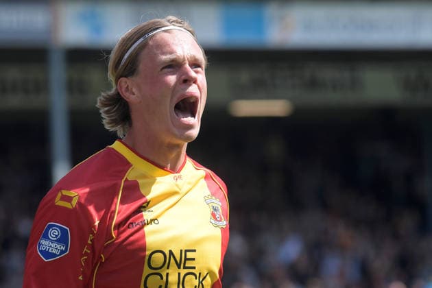 2026-08-23 Go Ahead Eagles v ADO Den Haag - VriendenLoterij Eredivisie DEVENTER, NETHERLANDS - AUGUST 23: Soren Tengstedt of Go Ahead Eagles celebrates 1-0 during the VriendenLoterij Eredivisie match between Go Ahead Eagles and ADO Den Haag at De Adelaarshorst on August 23, 2026 in Deventer, Netherlands. Deventer De Adelaarshorst Netherlands Content not available for redistribution in The Netherlands directly or indirectly through any third parties. Copyright: xDennisxBresserx