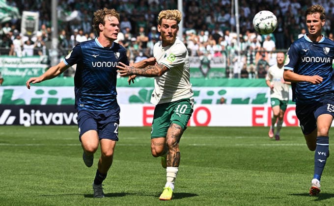 23.08.2026 - Fussball - Saison 2026 2027 - DFB Pokal Vereinspokal - 01. Runde: SpVgg Greuther Fürth ( Kleeblatt ) - VfL Bochum - Sportfoto Zink - xwoxzix - regulations prohibit any use of photographs as image sequences and or quasi-video - Mats Pannewig (24, VfL Bochum ) Ole Pohlmann (10, SpVgg Greuther Fürth ) *** August 23, 2026 Soccer Season 2026–2027 DFB Cup Club Cup First Round SpVgg Greuther Fürth Kleeblatt vs. VfL Bochum Sports photo by Zink xwoxzix; regulations prohibit any use of photographs as image sequences and or quasi-video. Mats Pannewig 24, VfL Bochum Ole Pohlmann 10, SpVgg Greuther Fürth