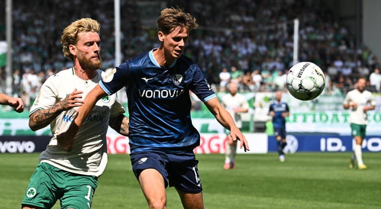 23.08.2026 - Fussball - Saison 2026 2027 - DFB Pokal Vereinspokal - 01. Runde: SpVgg Greuther Fürth ( Kleeblatt ) - VfL Bochum - Sportfoto Zink - xwoxzix - regulations prohibit any use of photographs as image sequences and or quasi-video - Ole Pohlmann (10, SpVgg Greuther Fürth ) Oliver Olsen (13, VfL Bochum ) *** August 23, 2026 Soccer Season 2026–2027 DFB Cup Club Cup First Round SpVgg Greuther Fürth Kleeblatt vs. VfL Bochum Sports photo by Zink xwoxzix; regulations prohibit any use of photographs as image sequences and or quasi-video. Ole Pohlmann 10, SpVgg Greuther Fürth Oliver Olsen 13, VfL Bochum