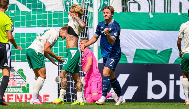 23.08.2026 - Fussball - Saison 2026 2027 - DFB Pokal Vereinspokal - 01. Runde: SpVgg Greuther Fürth ( Kleeblatt ) - VfL Bochum - Sportfoto Zink - xwoxzix - regulations prohibit any use of photographs as image sequences and or quasi-video - Torjubel Jubel Freude nach Treffer Tor Torschuß zum 0:1 durch Christian Rasmussen (7, VfL Bochum ) - Krisztian Keresztes (29, SpVgg Greuther Fürth ) Ole Pohlmann (10, SpVgg Greuther Fürth ) enttäuscht Enttäuschung *** August 23, 2026 Soccer Season 2026–2027 DFB Cup Club Cup Round 1 SpVgg Greuther Fürth (Kleeblatt) vs. VfL Bochum Sports photo by Zink xwoxzix; regulations prohibit any use of photographs as image sequences and or quasi-video Goal celebration Celebration, joy after a goal; shot on goal resulting in the 0–1 score by Christian Rasmussen (7), VfL Bochum’s Krisztian Keresztes (29), SpVgg Greuther Fürth’s Ole Pohlmann (10); SpVgg Greuther Fürth disappointed, disappointment