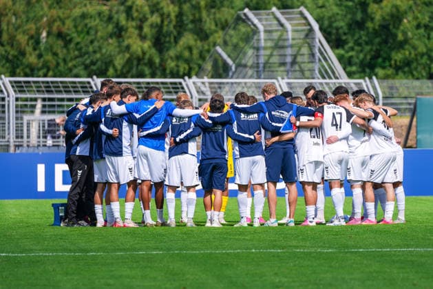 Mannschaftskreis SSV Jeddeloh II, Deutschland: Fussball, DFB Pokal, Saison 2026 27, 1. Runde, 23.08.2026, SSV Jeddeloh II vs 1. FC Heidenheim, Marschweg-Stadion (Oldenburg, Niedersachsen) *** SSV Jeddeloh II Roster, German Soccer, DFB Cup, 2026–27 Season, First Round, August 23, 2026, SSV Jeddeloh II vs. 1. FC Heidenheim, Marschweg Stadium, Oldenburg, Lower Saxony Copyright: xLeonxFrickx