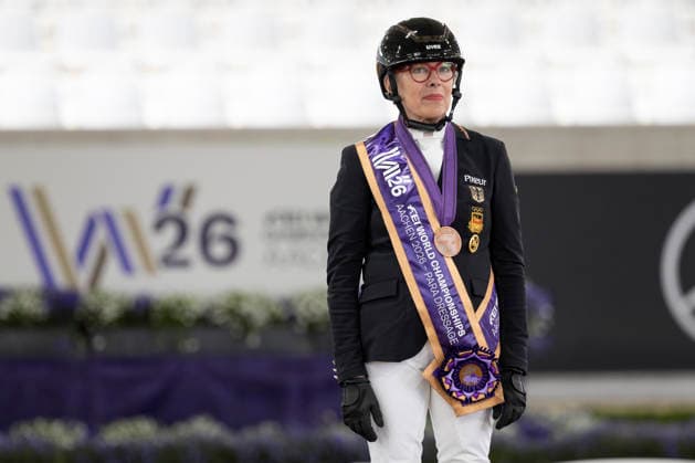 Heidemarie DRESING (GER) auf Poesie 143, gewinnt Bronze in der Para Dressur Kuer Grade II, Freude, Medaille, Einzelbild, Siegerehrung P3-II Kuer, FEI Para Dressage World Championship, WM, Weltmeisterschaft - Grade II - Para Grand Prix Freestyle Individual Final - Allianz-Preis, am 23.08.2026, FEI Reit Weltmeisterschaft Aachen 2026 vom 11. - 23.08.2026 in Aachen Deutschland; Â *** Heidemarie DRESING (GER) on Poesie 143 wins bronze in the Para Dressage Freestyle Grade II; joy, medal, single image, award ceremony for P3 II Freestyle, FEI Para Dressage World Championship Grade II Para Grand Prix Freestyle Individual Final Allianz Prize, on August 23, 2026, FEI World Equestrian Games Aachen 2026 from August 11–23, 2026, in Aachen, Germany Â